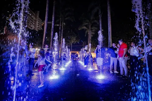 
          Imagem ilustrativa da imagem Parque da Tamarineira é inaugurado com festa
          