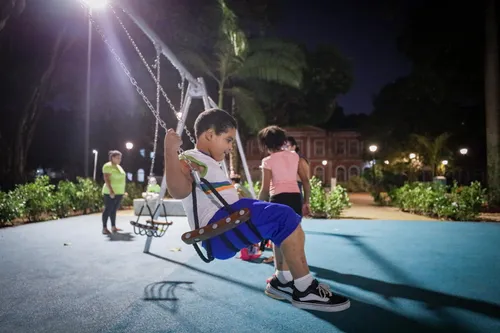 
          Imagem ilustrativa da imagem Parque da Tamarineira é inaugurado com festa
          