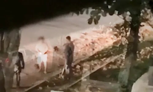 
          Imagem ilustrativa da imagem Policial Militar é flagrado agredindo homem a pauladas em Vila Velha
          