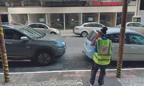 
          Imagem ilustrativa da imagem Prefeitura de Guarapari solicita rescisão de contrato do estacionamento rotativo
          