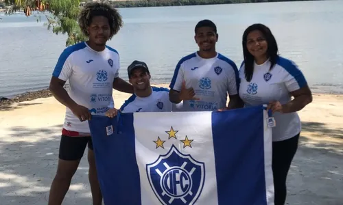 
          Imagem ilustrativa da imagem Projeto de remo do Vitória fatura dois ouros na 3ª regata do Estadual
          