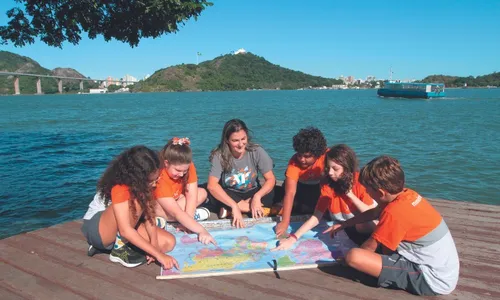 
          Imagem ilustrativa da imagem Quando a cidade vira a sala de aula
          