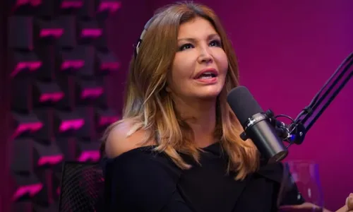 
          Imagem ilustrativa da imagem 'Queria o Roberto, mas acabei ficando com o Erasmo Carlos', diz Roberta Close
          