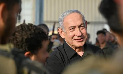 
          Imagem ilustrativa da imagem Reconhecimento do Estado palestino 'recompensa terrorismo', diz Netanyahu
          