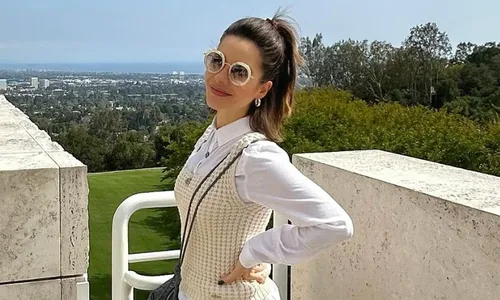 
          Imagem ilustrativa da imagem Sandy diz que está mais segura para nova pausa na carreira
          