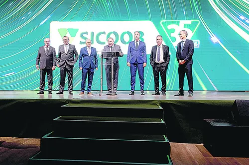 
          Imagem ilustrativa da imagem Sicoob celebra 35 anos no Estado
          