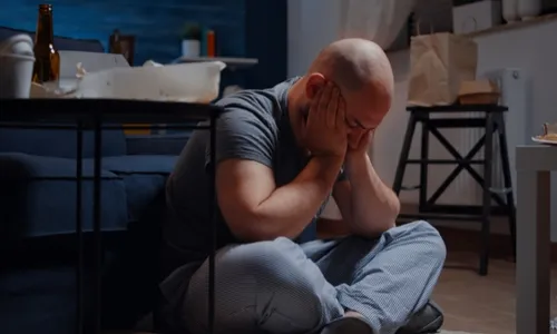 
          Imagem ilustrativa da imagem Sofrimento é o pensamento da dor
          