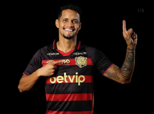 
          Imagem ilustrativa da imagem Sport ganha do Mirassol (SP) e volta ao G4 do Brasileiro Série B
          