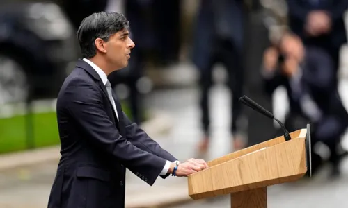 
          Imagem ilustrativa da imagem Sunak reconhece a vitória do Partido Trabalhista nas eleições do Reino Unido
          