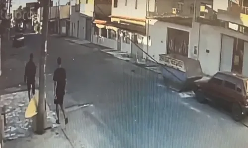 
          Imagem ilustrativa da imagem Suspeito é preso após assaltar esposa de policial militar em Cariacica
          