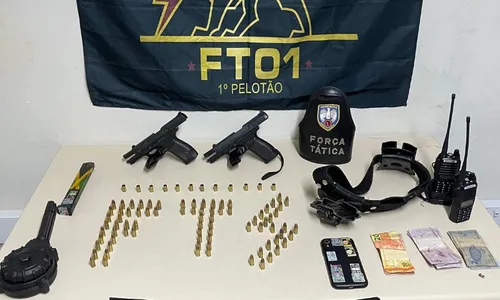 
          Imagem ilustrativa da imagem Suspeito é preso após trocar tiros com a polícia e se esconder em um bar de Vitória
          