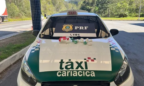 
          Imagem ilustrativa da imagem Taxista é preso transportando drogas na BR-262
          