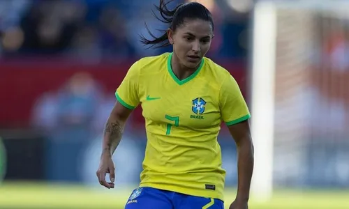 
          Imagem ilustrativa da imagem 'Tinha um sonho e, do nada, tudo muda': Debinha relembra 4º lugar em 2016
          