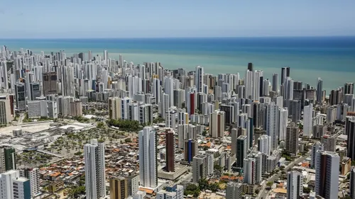 
          Imagem ilustrativa da imagem Trabalho doméstico em condomínios começa a ser fiscalizado em Pernambuco
          