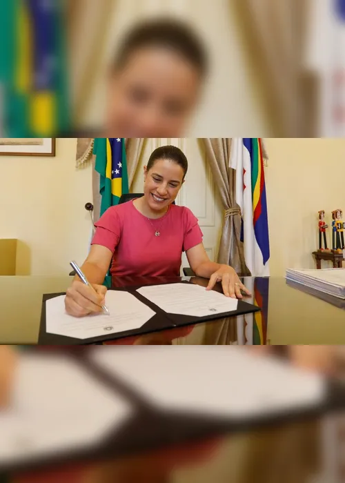 Imagem ilustrativa da imagem Raquel Lyra sanciona lei que redefine faixas salariais da PM e dos Bombeiros