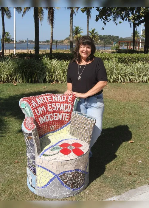 Imagem ilustrativa da imagem Obra de arte chama atenção no calçadão de Camburi