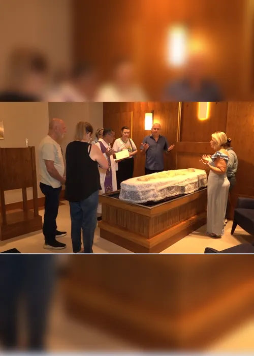 Imagem ilustrativa da imagem "Paciente misteriosa": corpo de Clarinha é enterrado em Vitória