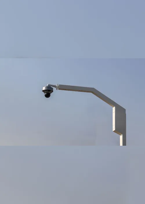 Imagem ilustrativa da imagem Pernambuco anuncia novo edital para 2 mil câmeras de videomonitoramento com IA