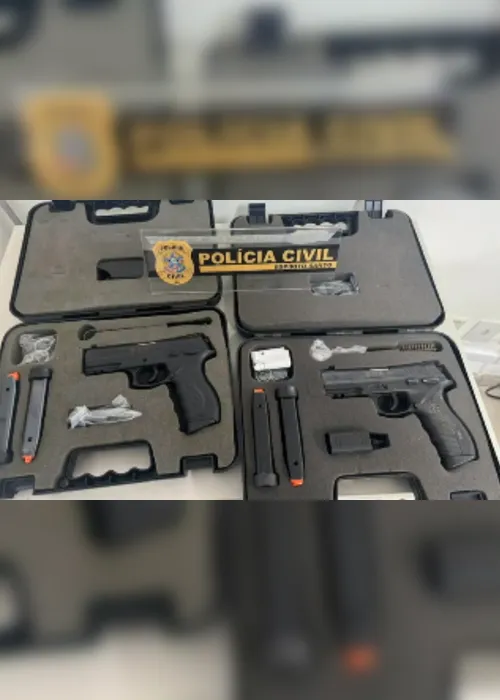 Imagem ilustrativa da imagem Polícia afirma que suspeito "pescou" armas de delegacia em Vitória