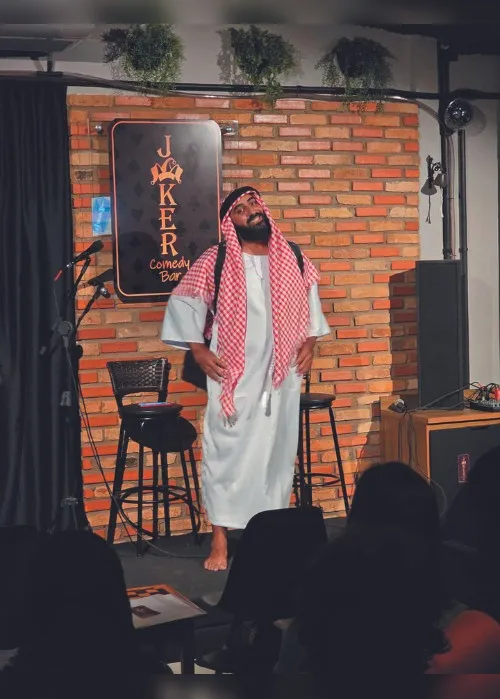 Imagem ilustrativa da imagem Stand-up comedy: reis do riso lotam casas de shows