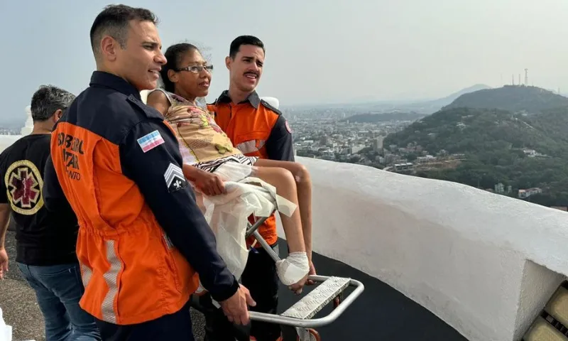 Imagem ilustrativa da imagem Médicos e bombeiros se unem para realizar sonho de pacientes