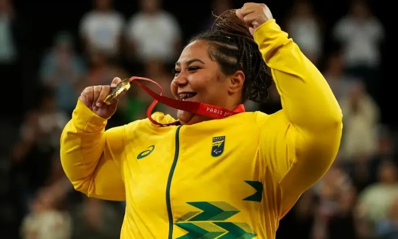 Imagem ilustrativa da imagem Paralimpíadas: Brasil tem dobradinha na canoagem e ouro no halterofilismo