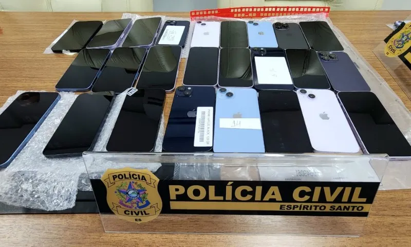 Imagem ilustrativa da imagem Polícia apreende 150 celulares sem nota fiscal em loja no Centro de Vitória