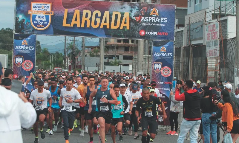 Imagem ilustrativa da imagem 7ª Corrida do Soldado Confiauto reúne 2 mil atletas em Vila Velha