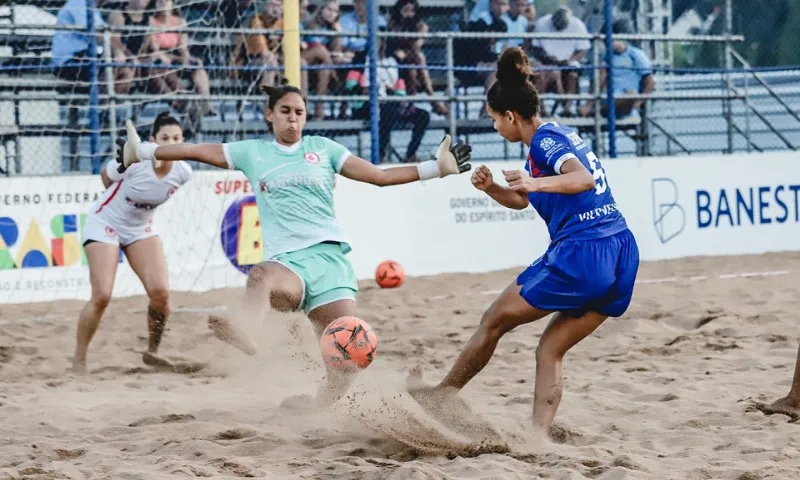 Imagem ilustrativa da imagem Campeonato Estadual de Beach Soccer Feminino define semifinalistas