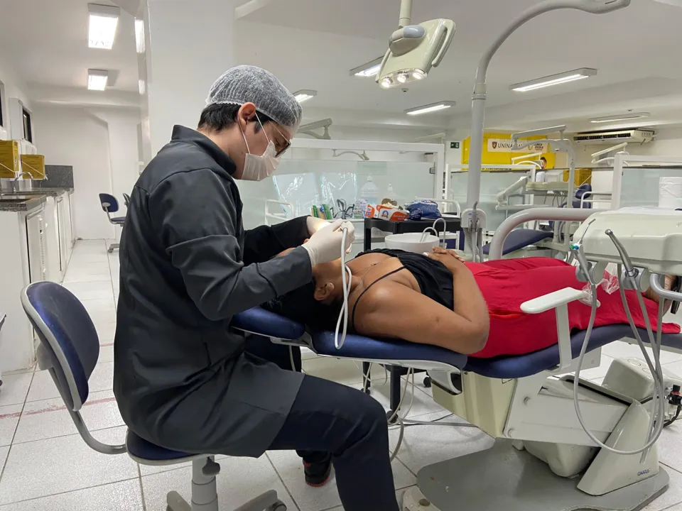 Imagem ilustrativa da imagem Clínica-Escola promove mutirão de atendimento odontológico no Recife