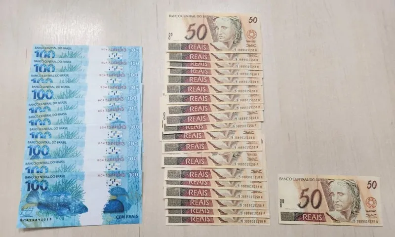 Imagem ilustrativa da imagem Mais de R$ 15 mil em dinheiro falso são apreendidos durante operação da PF no ES