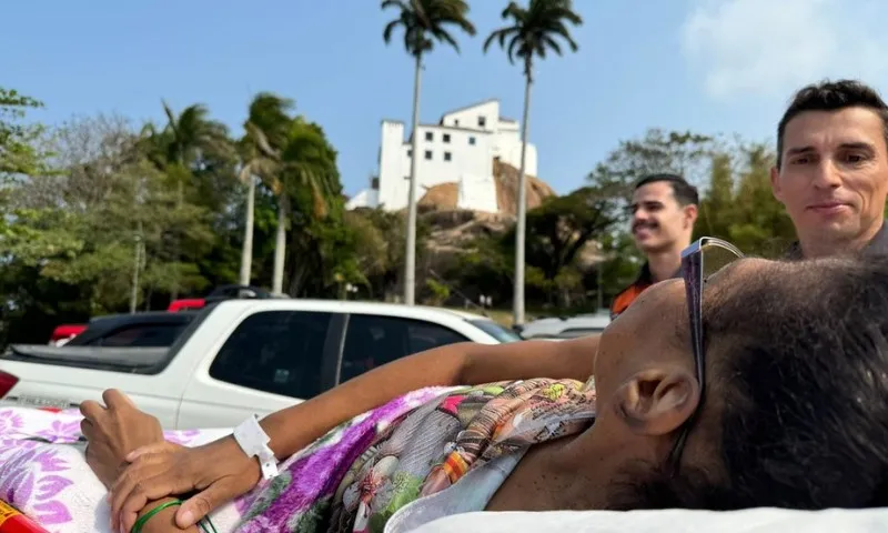 Imagem ilustrativa da imagem Médicos e bombeiros se unem para realizar sonho de pacientes