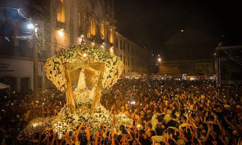 Imagem ilustrativa da imagem Missa Campal: Homenagem à Padroeira e ao "rosto feminino de Deus"