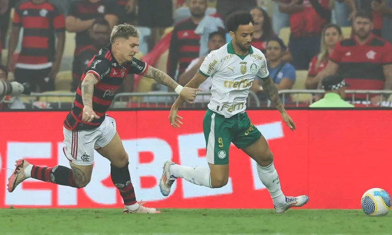 Imagem ilustrativa da imagem Palmeiras tenta reverter vantagem do Flamengo na Copa do Brasil