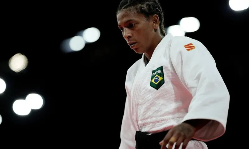 Imagem ilustrativa da imagem Rafaela Silva vai à semifinal do judô e fica a uma vitória da medalha em Paris