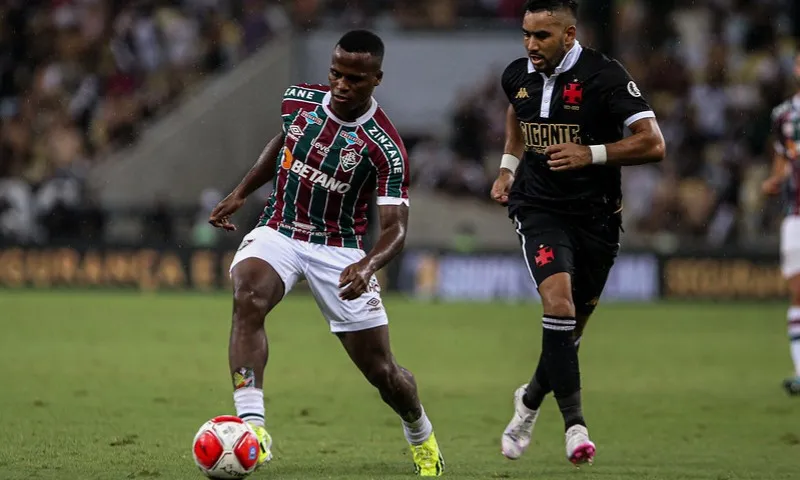 Imagem ilustrativa da imagem Vasco e Fluminense correm atrás de 'afirmação' no clássico deste sábado