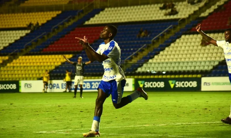 Imagem ilustrativa da imagem Vitória vence clássico contra o Rio Branco e assume a liderança