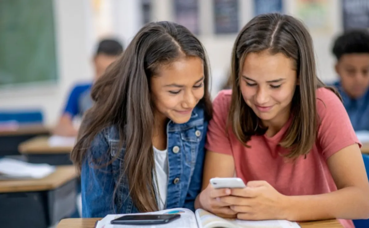 Imagem ilustrativa da imagem 43% das crianças de até 12 anos têm celular, diz pesquisa