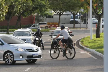 Imagem ilustrativa da imagem A cada dois dias, um ciclista ou pedestre morre atropelado