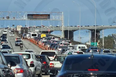 Imagem ilustrativa da imagem Acidente na Terceira Ponte complica trânsito no sentido Vitória a Vila Velha