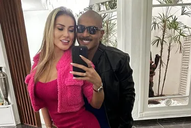 Imagem ilustrativa da imagem Andressa Urach assina 'contrato de namoro' com ator pornô: 'Prova de amor'