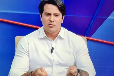 Imagem ilustrativa da imagem Botelho: a caneta está na mão, mas falta tinta para resolver os problemas de Olinda