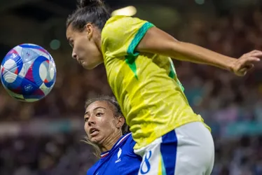 Imagem ilustrativa da imagem Brasil vence a França e vai à semi das Olimpíadas no futebol feminino