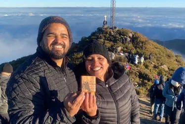 Imagem ilustrativa da imagem Capixaba fica noiva no Pico da Bandeira