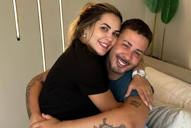 Imagem ilustrativa da imagem Carlinhos Maia se pronuncia sobre Deolane: "Não larguei a mão de ninguém"