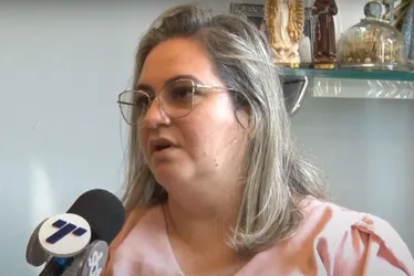 Imagem ilustrativa da imagem Casa de candidata a vice-prefeita de Cariacica é invadida e armas são furtadas