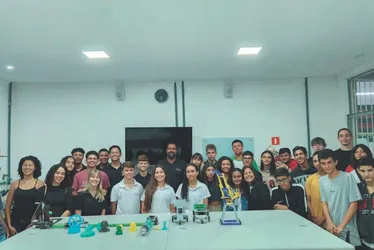 Imagem ilustrativa da imagem Clube de Física de escola ganha destaque nacional
