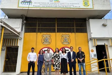Imagem ilustrativa da imagem Conselho Penitenciário encontra detento vivendo com privilégios em presídio de PE