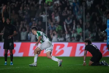 Imagem ilustrativa da imagem Corinthians é dominado, perde do Juventude, mas gol no fim mantém chance de avançar