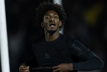 Imagem ilustrativa da imagem Corinthians faz dois em 15 minutos e bate Red Bull Bragantino na Sul-Americana